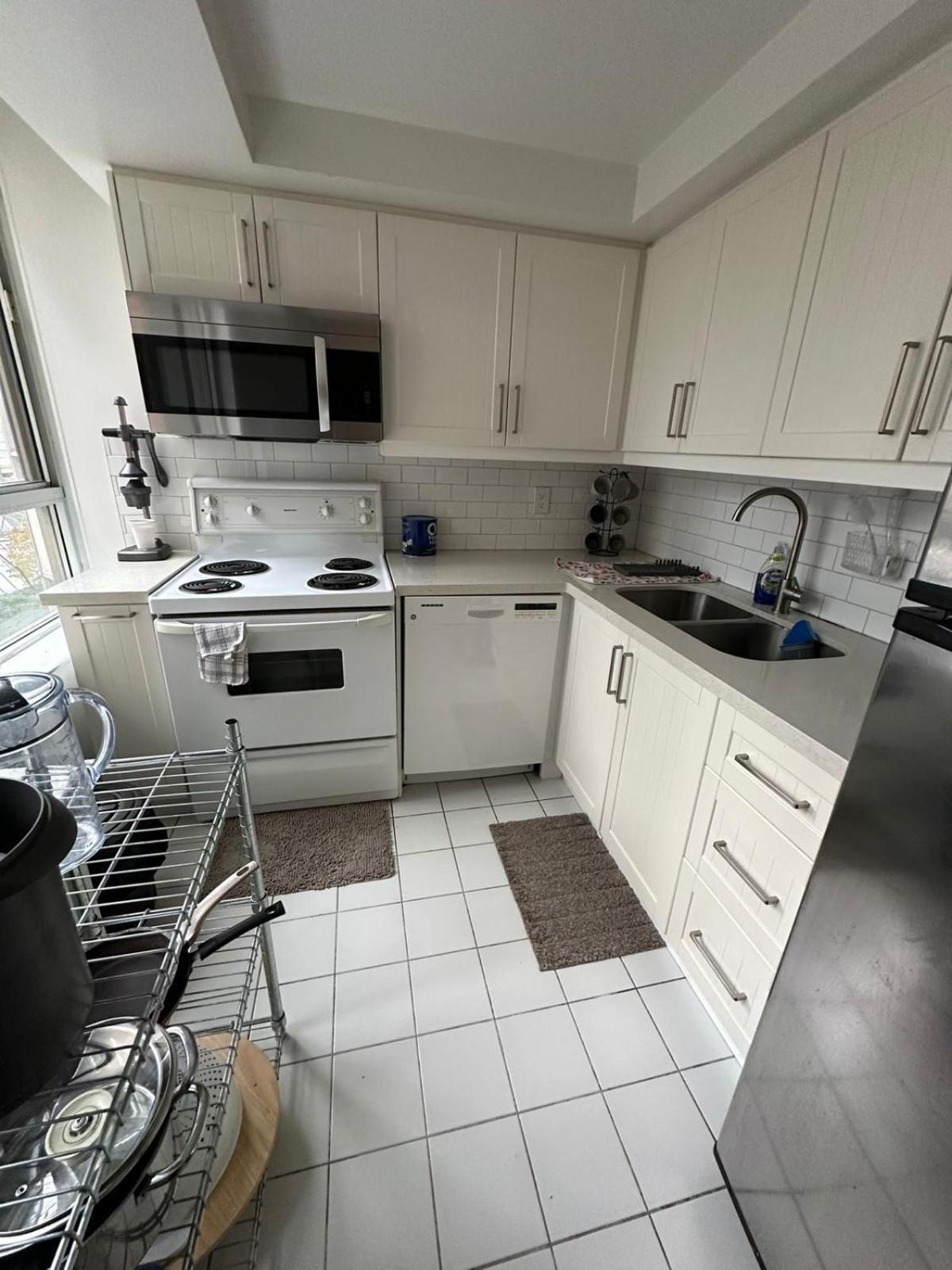 Best Location In Downtown- Walking To Eaton Centre, Nathan Phillips Square, Yonge-Dundas, Ikea,Transit Toronto Exteriér fotografie